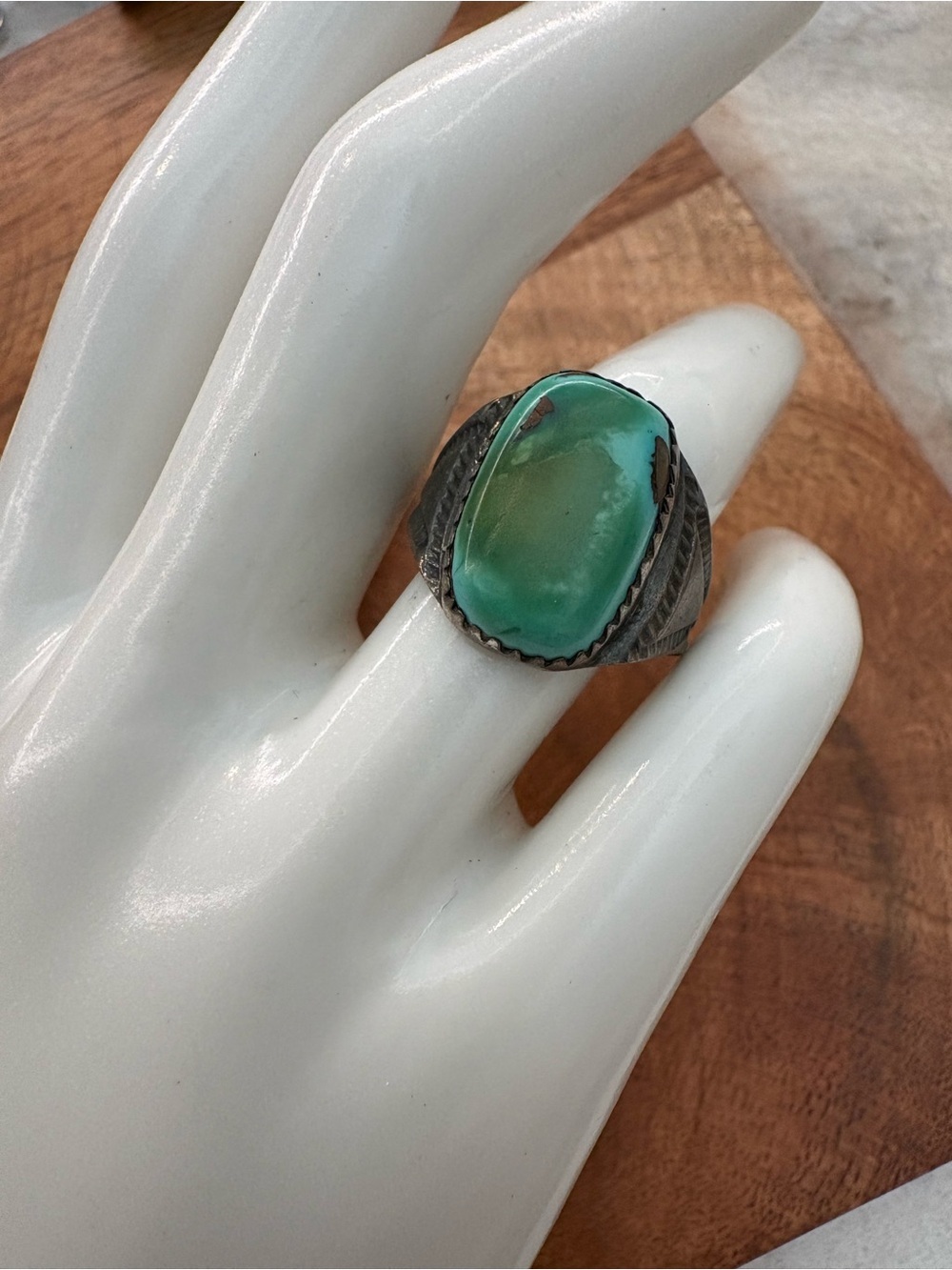 Vintage Native American-Inspired Ring w Green/Blue Turquoise Stone - Size 6.75